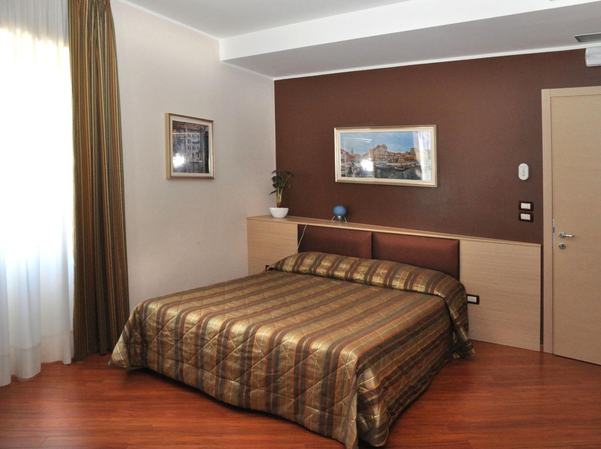Dulcinea Hotel Múggia Dış mekan fotoğraf